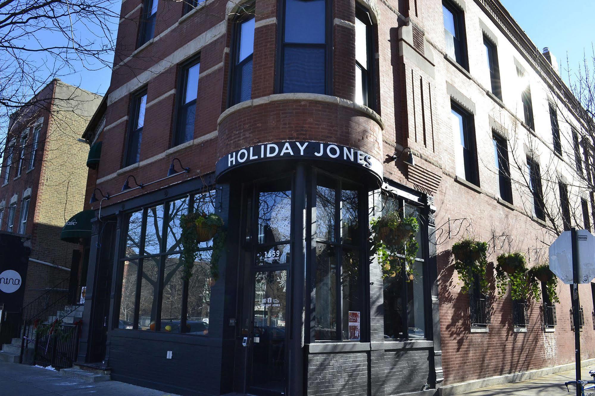 Holiday Jones Hostel Chicago Exterior photo